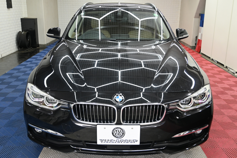 BMW 3シリーズ 320d ﾂｰﾘﾝｸﾞ ﾗｸﾞｼﾞｭｱﾘｰ　後期ﾓﾃﾞﾙ ACC ﾍﾞｰｼﾞｭ革 純正HDDﾅﾋﾞ TVﾁｭｰﾅｰ Bｶﾒﾗ 17ｲﾝﾁAW ｵｰﾄﾃｰﾙｹﾞｰﾄ LEDﾍｯﾄﾞﾗｲﾄ　2年保証付