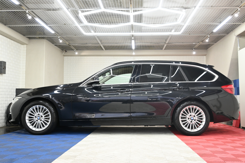 BMW 3シリーズ 320d ﾂｰﾘﾝｸﾞ ﾗｸﾞｼﾞｭｱﾘｰ　後期ﾓﾃﾞﾙ ACC ﾍﾞｰｼﾞｭ革 純正HDDﾅﾋﾞ TVﾁｭｰﾅｰ Bｶﾒﾗ 17ｲﾝﾁAW ｵｰﾄﾃｰﾙｹﾞｰﾄ LEDﾍｯﾄﾞﾗｲﾄ　2年保証付