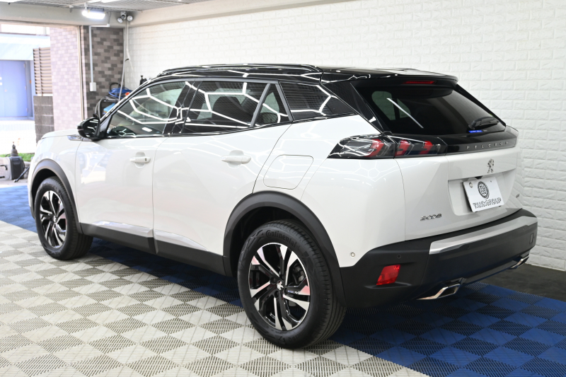 プジョー 2008 GT　Pｽﾀ ACC ECO ﾊｰﾌ革 ﾊﾟﾉﾗﾏSR 純正ﾀｯﾁｽｸﾘｰﾝ ﾅﾋﾞTV CarPlay Bｶﾒﾗ 純正17ｲﾝﾁAW LEDﾗｲﾄ ｱｸﾃｨﾌﾞｾｰﾌﾃｨﾌﾞﾚｰｷ　2年保証付