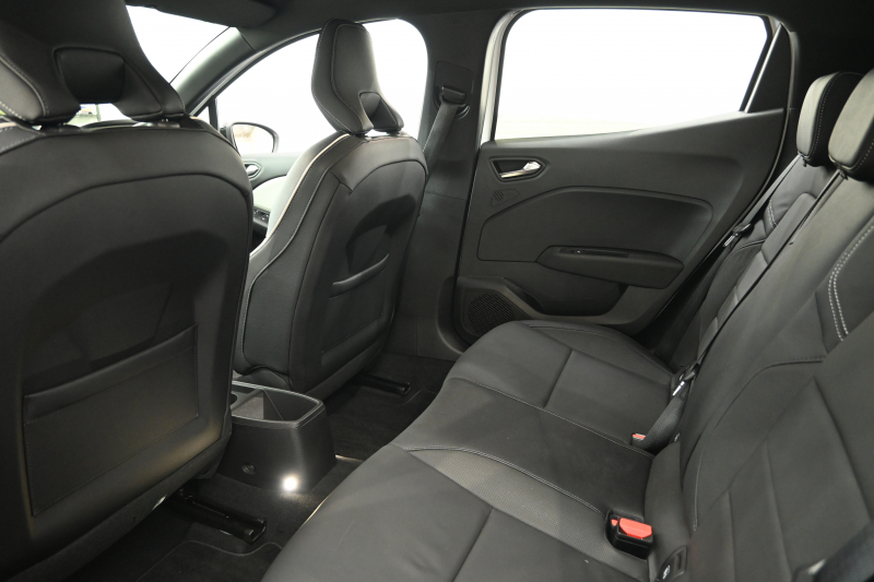 ルノー ルーテシア ｲﾝﾃﾝｽﾌﾟﾗｽ　ACC Pｽﾀ ECO機能 黒革ｼｰﾄ ｼｰﾄﾋｰﾀｰ ﾚｻﾞｰｽﾃｱ 純正ﾀｯﾁｽｸﾘｰﾝ CarPlay Bｶﾒﾗ LEDﾗｲﾄ ｱﾝﾋﾞｴﾝﾄﾗｲﾄ　2年保証付