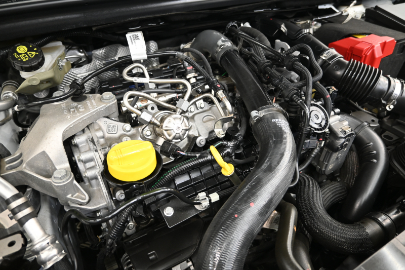 ルノー ルーテシア ｲﾝﾃﾝｽﾌﾟﾗｽ　ACC Pｽﾀ ECO機能 黒革ｼｰﾄ ｼｰﾄﾋｰﾀｰ ﾚｻﾞｰｽﾃｱ 純正ﾀｯﾁｽｸﾘｰﾝ CarPlay Bｶﾒﾗ LEDﾗｲﾄ ｱﾝﾋﾞｴﾝﾄﾗｲﾄ　2年保証付