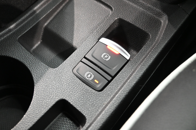 ルノー ルーテシア ｲﾝﾃﾝｽﾌﾟﾗｽ　ACC Pｽﾀ ECO機能 黒革ｼｰﾄ ｼｰﾄﾋｰﾀｰ ﾚｻﾞｰｽﾃｱ 純正ﾀｯﾁｽｸﾘｰﾝ CarPlay Bｶﾒﾗ LEDﾗｲﾄ ｱﾝﾋﾞｴﾝﾄﾗｲﾄ　2年保証付