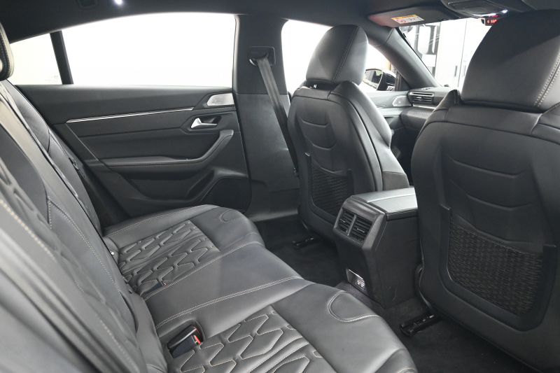 プジョー 508 508 GT ﾌﾞﾙｰHDi　ACC ｱｸﾃｨﾌﾞｾｰﾌﾃｨ ﾚｰﾝｷｰﾌﾟA ﾅｯﾊﾟ革 純正ﾅﾋﾞTV CarPlay Bｶﾒﾗ FOCALｽﾋﾟｰｶｰ  18ｲﾝﾁAW　2年保証