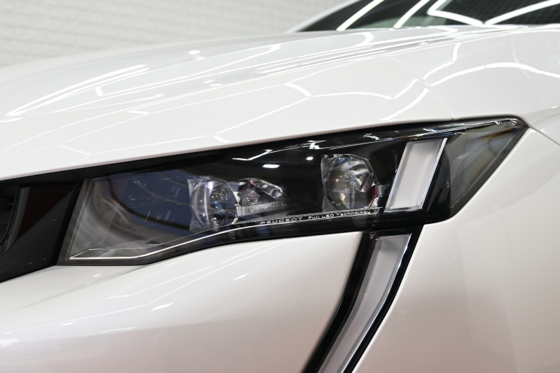 プジョー 508 508 GT ﾌﾞﾙｰHDi　ACC ｱｸﾃｨﾌﾞｾｰﾌﾃｨ ﾚｰﾝｷｰﾌﾟA ﾅｯﾊﾟ革 純正ﾅﾋﾞTV CarPlay Bｶﾒﾗ FOCALｽﾋﾟｰｶｰ  18ｲﾝﾁAW　2年保証