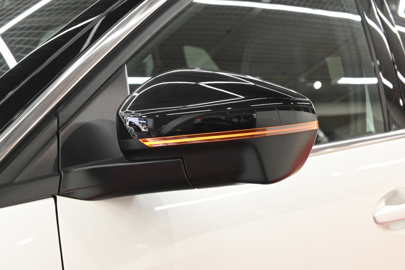 プジョー 3008 3008 GT ﾌﾞﾙｰHDi 　後期ﾓﾃﾞﾙ ACC LKA ﾊｰﾌ革 ﾊﾟﾉﾗﾏR 純正ﾅﾋﾞTV ﾘｱﾓﾆﾀｰ CarPlay Bｶﾒﾗ 前後ｺｰﾅｰｾﾝｻｰ 純正18ｲﾝﾁAW LEDﾗｲﾄ　2年保証付