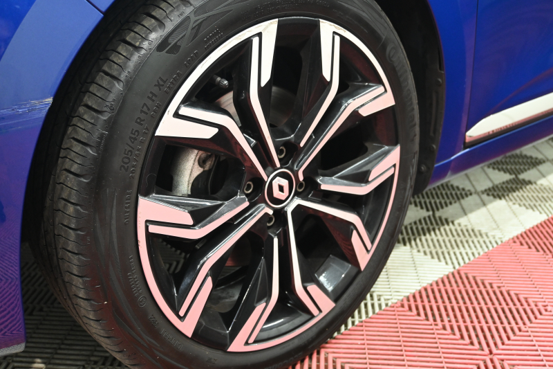 ルノー ルーテシア ｲﾝﾃﾝｽ　ACC Pｽﾀ ECO機能 専用ｼｰﾄ  ｽﾃｱﾘﾝｸﾞﾋｰﾀｰ 純正ﾀｯﾁｽｸﾘｰﾝ CarPlay Bｶﾒﾗ LEDﾗｲﾄ ｱﾝﾋﾞｴﾝﾄﾗｲﾄ 純正17ｲﾝﾁAW　2年保証付