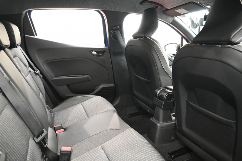 ルノー ルーテシア ｲﾝﾃﾝｽ　ACC Pｽﾀ ECO機能 専用ｼｰﾄ  ｽﾃｱﾘﾝｸﾞﾋｰﾀｰ 純正ﾀｯﾁｽｸﾘｰﾝ CarPlay Bｶﾒﾗ LEDﾗｲﾄ ｱﾝﾋﾞｴﾝﾄﾗｲﾄ 純正17ｲﾝﾁAW　2年保証付