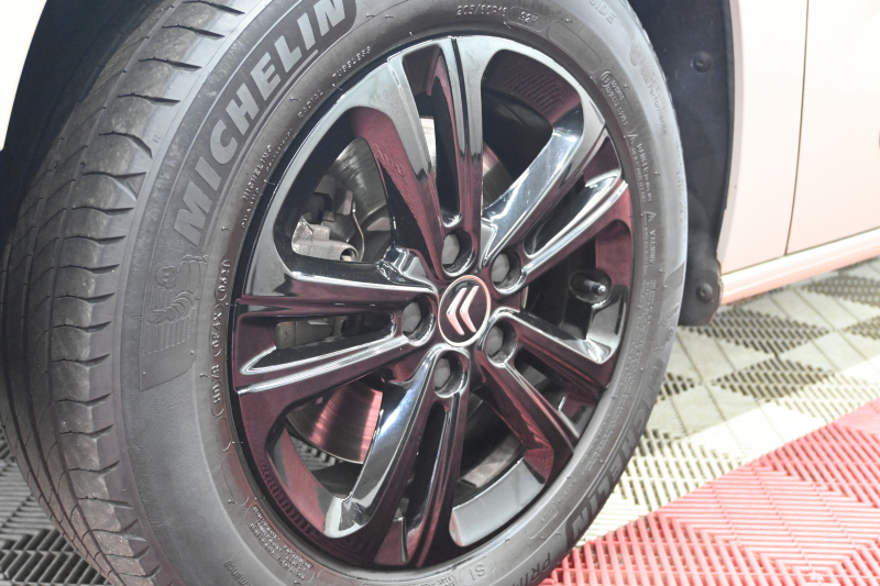 シトロエン ベルランゴ ｼｬｲﾝ　1ｵﾅ Pｽﾀ ﾊﾟｰｷﾝｸﾞｾﾝｻｰ BSM ﾊﾟﾉﾗﾏR ﾌｧﾌﾞﾘｯｸｼｰﾄ 純正ﾀｯﾁｽｸﾘｰﾝ ﾅﾋﾞTV BTｵｰﾃﾞｨｵ＆TEL CarPlay ｱﾝﾋﾞｴﾝｽﾗｲﾄ 純正16ｲﾝﾁAW　2年保証付