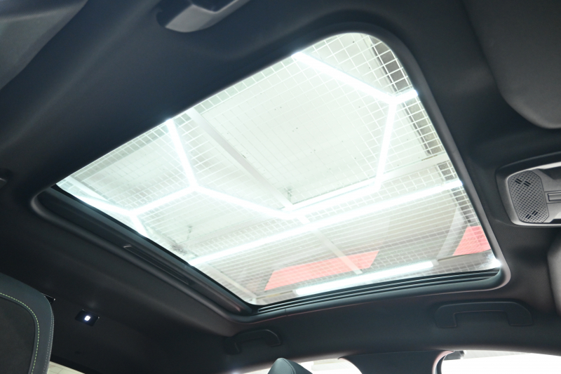 プジョー 208 GT　ACC LPA LKA BSM Pｽﾀ ECO ﾊｰﾌﾚｻﾞｰ 7ｲﾝﾁﾀｯﾁｽｸﾘｰﾝ CarPlay ﾅﾋﾞTV ﾌﾙｾｸﾞ Bｶﾒﾗ 17ｲﾝﾁAW ﾌﾙLEDﾗｲﾄ　2年保証付