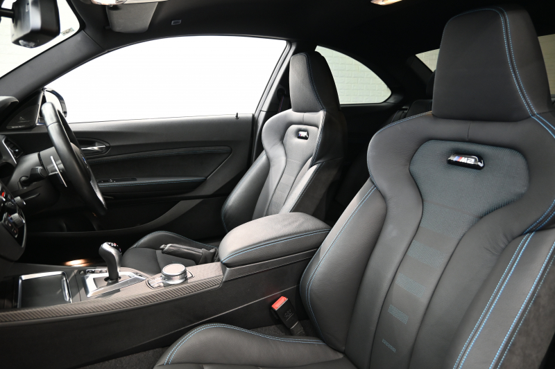 BMW Mシリーズ M2 ｺﾝﾍﾟﾃｨｼｮﾝ　正規D車 1ｵｰﾅｰ 後期LCI ｺﾝﾌｫｰﾄA ｲﾝﾃﾘｼﾞｪﾝﾄS 黒革 純正iDriveﾅﾋﾞ harman/kardon 純正19ｲﾝﾁAW　2年保証付