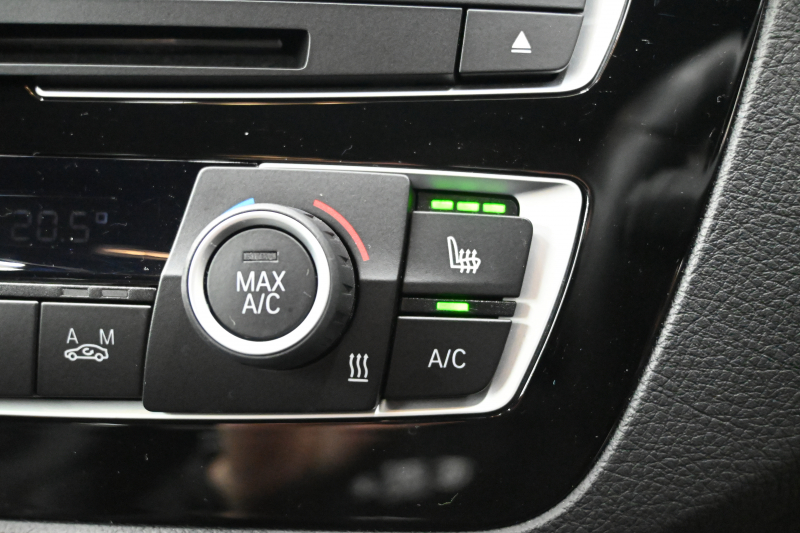 BMW Mシリーズ M2 ｺﾝﾍﾟﾃｨｼｮﾝ　正規D車 1ｵｰﾅｰ 後期LCI ｺﾝﾌｫｰﾄA ｲﾝﾃﾘｼﾞｪﾝﾄS 黒革 純正iDriveﾅﾋﾞ harman/kardon 純正19ｲﾝﾁAW　2年保証付