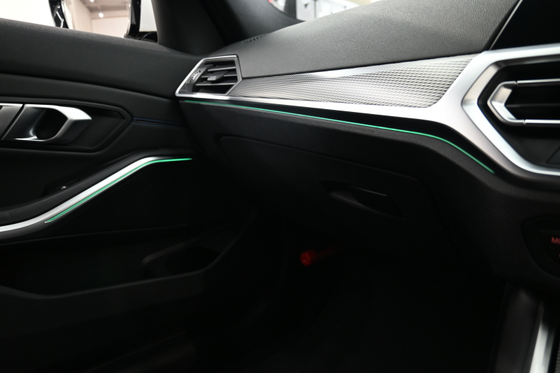 BMW 3シリーズ 320d xDrive ﾂｰﾘﾝｸﾞ Mｽﾎﾟｰﾂ　1ｵｰﾅｰ ACC ﾌﾞﾗｯｸﾊｰﾌﾚｻﾞｰ 純正HDDﾅﾋﾞ CarPlay 360ｶﾒﾗ 18ｲﾝﾁAW 自動ﾄﾗﾝｸ ﾜｲﾔﾚｽﾁｬｰｼﾞ　2年保証付