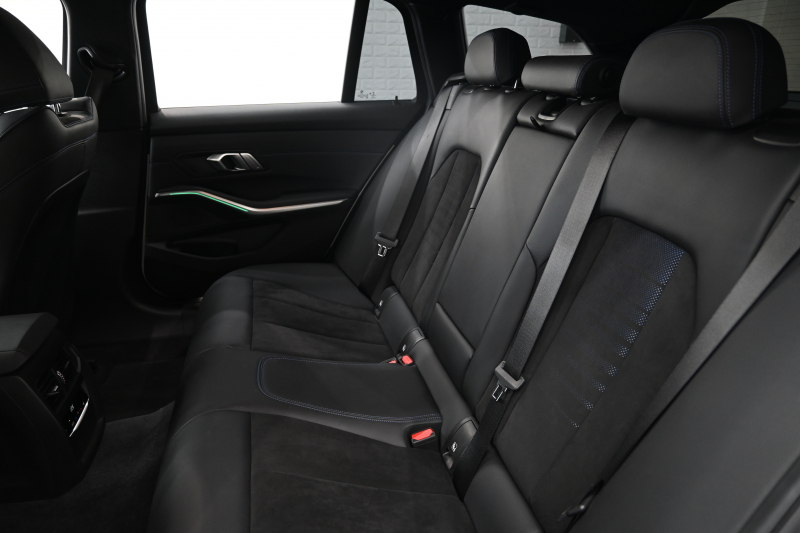 BMW 3シリーズ 320d xDrive ﾂｰﾘﾝｸﾞ Mｽﾎﾟｰﾂ　1ｵｰﾅｰ ACC ﾌﾞﾗｯｸﾊｰﾌﾚｻﾞｰ 純正HDDﾅﾋﾞ CarPlay 360ｶﾒﾗ 18ｲﾝﾁAW 自動ﾄﾗﾝｸ ﾜｲﾔﾚｽﾁｬｰｼﾞ　2年保証付