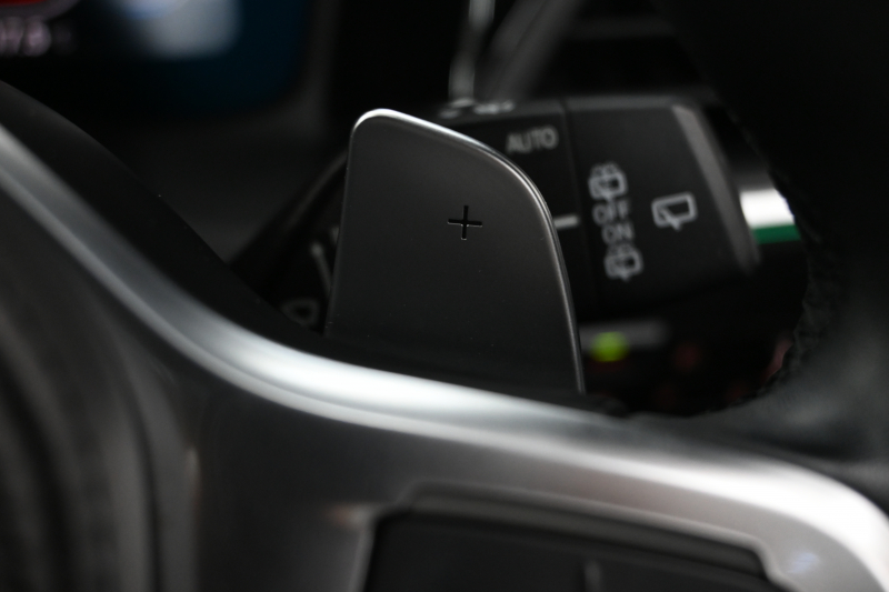 BMW 3シリーズ 320d xDrive ﾂｰﾘﾝｸﾞ Mｽﾎﾟｰﾂ　1ｵｰﾅｰ ACC ﾌﾞﾗｯｸﾊｰﾌﾚｻﾞｰ 純正HDDﾅﾋﾞ CarPlay 360ｶﾒﾗ 18ｲﾝﾁAW 自動ﾄﾗﾝｸ ﾜｲﾔﾚｽﾁｬｰｼﾞ　2年保証付