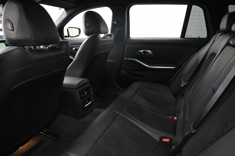 BMW 3シリーズ 320d xDrive ﾂｰﾘﾝｸﾞ Mｽﾎﾟｰﾂ　1ｵｰﾅｰ ACC ﾌﾞﾗｯｸﾊｰﾌﾚｻﾞｰ 純正HDDﾅﾋﾞ CarPlay 360ｶﾒﾗ 18ｲﾝﾁAW 自動ﾄﾗﾝｸ ﾜｲﾔﾚｽﾁｬｰｼﾞ　2年保証付