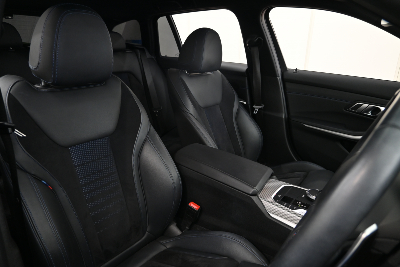 BMW 3シリーズ 320d xDrive ﾂｰﾘﾝｸﾞ Mｽﾎﾟｰﾂ　1ｵｰﾅｰ ACC ﾌﾞﾗｯｸﾊｰﾌﾚｻﾞｰ 純正HDDﾅﾋﾞ CarPlay 360ｶﾒﾗ 18ｲﾝﾁAW 自動ﾄﾗﾝｸ ﾜｲﾔﾚｽﾁｬｰｼﾞ　2年保証付