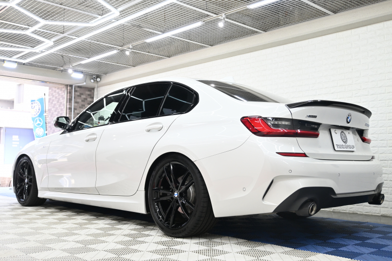 BMW 3シリーズ 320d xDrive Mｽﾎﾟｰﾂ ﾊｲﾗｲﾝPKG　ACC 黒革 純正HDDﾅﾋﾞ CarPlay 360ｶﾒﾗ Mｴｱﾛ&19ｲﾝﾁAW 自動ﾄﾗﾝｸ KW車高調　2年保証付