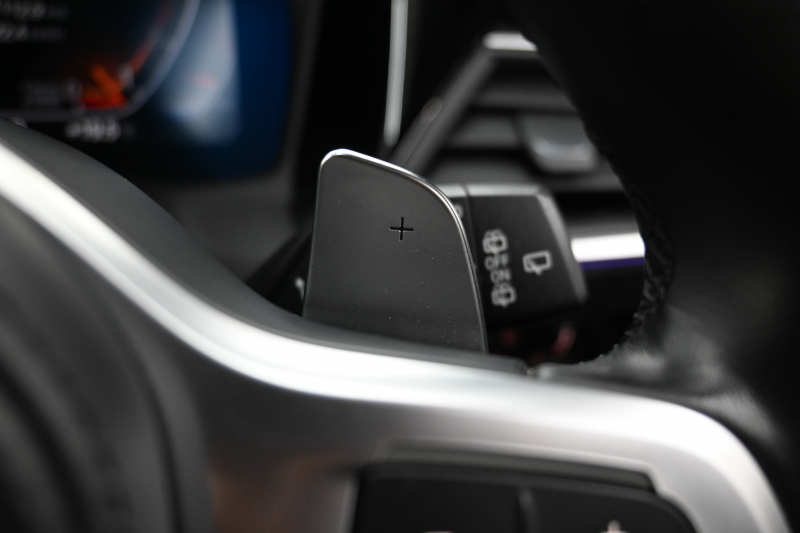 BMW 3シリーズ 320i ﾂｰﾘﾝｸﾞ Mｽﾎﾟｰﾂ ﾊｲﾗｲﾝPKG　ACC 黒革 純正HDDﾅﾋﾞ CarPlay 360ｶﾒﾗ Mｴｱﾛ&18ｲﾝﾁAW 自動ﾄﾗﾝｸ ﾜｲﾔﾚｽﾁｬｰｼﾞ　2年保証付