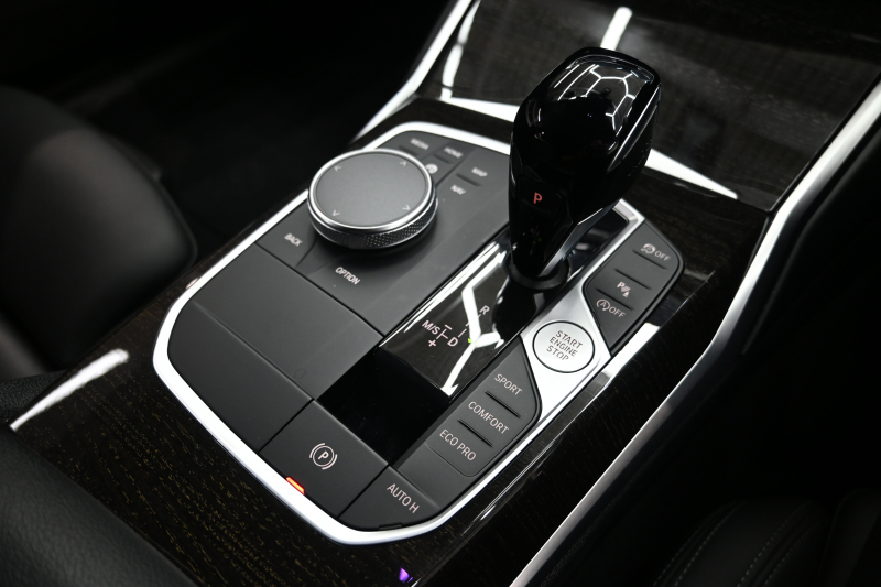 BMW 3シリーズ 320i ﾂｰﾘﾝｸﾞ Mｽﾎﾟｰﾂ ﾊｲﾗｲﾝPKG　ACC 黒革 純正HDDﾅﾋﾞ CarPlay 360ｶﾒﾗ Mｴｱﾛ&18ｲﾝﾁAW 自動ﾄﾗﾝｸ ﾜｲﾔﾚｽﾁｬｰｼﾞ　2年保証付