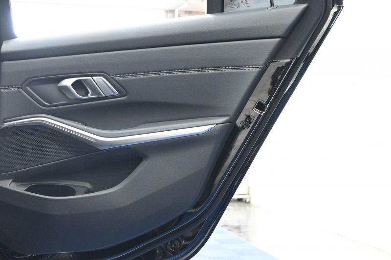 BMW 3シリーズ 320i ﾂｰﾘﾝｸﾞ Mｽﾎﾟｰﾂ ﾊｲﾗｲﾝPKG　ACC 黒革 純正HDDﾅﾋﾞ CarPlay 360ｶﾒﾗ Mｴｱﾛ&18ｲﾝﾁAW 自動ﾄﾗﾝｸ ﾜｲﾔﾚｽﾁｬｰｼﾞ　2年保証付