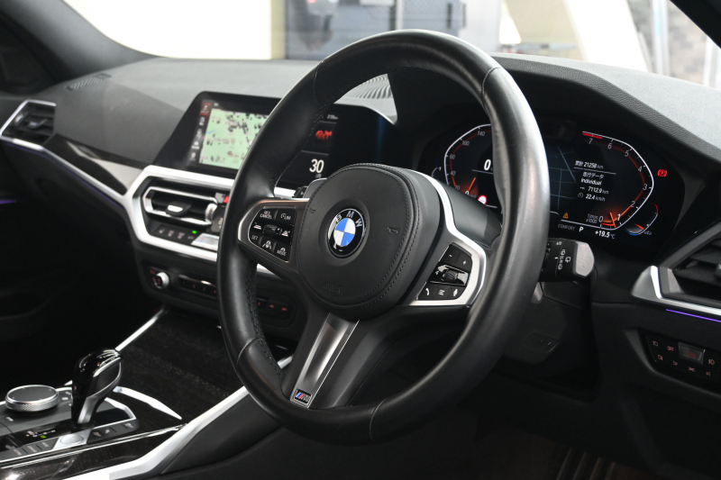 BMW 3シリーズ 320i ﾂｰﾘﾝｸﾞ Mｽﾎﾟｰﾂ ﾊｲﾗｲﾝPKG　ACC 黒革 純正HDDﾅﾋﾞ CarPlay 360ｶﾒﾗ Mｴｱﾛ&18ｲﾝﾁAW 自動ﾄﾗﾝｸ ﾜｲﾔﾚｽﾁｬｰｼﾞ　2年保証付