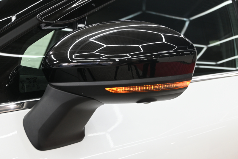 ルノー キャプチャー ｲﾝﾃﾝｽﾃｯｸﾊﾟｯｸ　Pｽﾀ ACC ECO ｱｸﾃｨﾌﾞﾌﾞﾚｰｷ 黒革 ｼｰﾄﾋｰﾀｰ BTｵｰﾃﾞｨｵ CarPlay 純正18ｲﾝﾁAW ﾌﾞﾗｲﾝﾄﾞｽﾎﾟｯﾄﾓﾆﾀｰ LEDﾗｲﾄ 　2年保証付