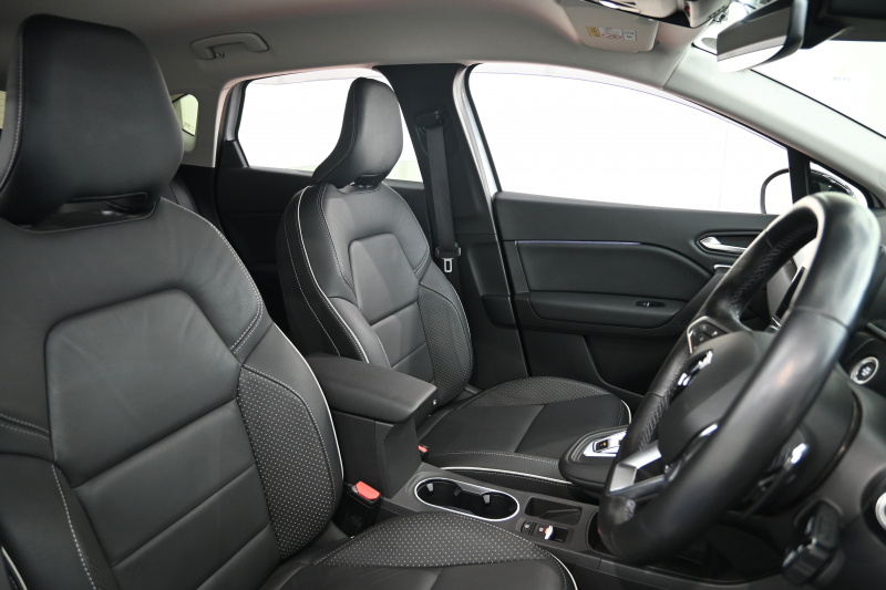 ルノー キャプチャー ｲﾝﾃﾝｽﾃｯｸﾊﾟｯｸ　Pｽﾀ ACC ECO ｱｸﾃｨﾌﾞﾌﾞﾚｰｷ 黒革 ｼｰﾄﾋｰﾀｰ BTｵｰﾃﾞｨｵ CarPlay 純正18ｲﾝﾁAW ﾌﾞﾗｲﾝﾄﾞｽﾎﾟｯﾄﾓﾆﾀｰ LEDﾗｲﾄ 　2年保証付