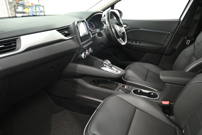 ルノー キャプチャー ｲﾝﾃﾝｽﾃｯｸﾊﾟｯｸ　Pｽﾀ ACC ECO ｱｸﾃｨﾌﾞﾌﾞﾚｰｷ 黒革 ｼｰﾄﾋｰﾀｰ BTｵｰﾃﾞｨｵ CarPlay 純正18ｲﾝﾁAW ﾌﾞﾗｲﾝﾄﾞｽﾎﾟｯﾄﾓﾆﾀｰ LEDﾗｲﾄ 　2年保証付