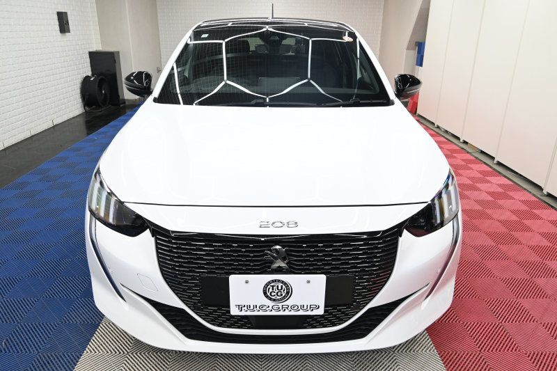 プジョー 208 GT　1ｵｰﾅｰ ACC LPA LKA BSM Pｽﾀ ECO ﾊｰﾌﾚｻﾞｰ 7ｲﾝﾁﾀｯﾁｽｸﾘｰﾝ CarPlay Bｶﾒﾗ 17ｲﾝﾁAW ﾌﾙLEDﾗｲﾄ　新車保証継承可