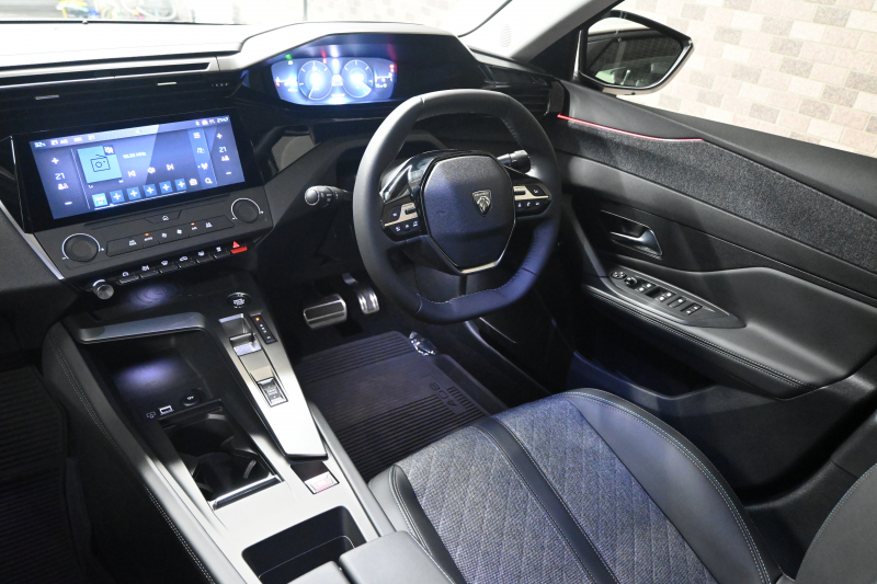 プジョー 408 ｱﾘｭｰﾙ 1ｵｰﾅｰ Iｽﾄｯﾌﾟ ACC ｺﾝﾋﾞ革 carplay Bｶﾒﾗ LEDﾍｯﾄﾞﾗｲﾄ 純正19AW 2年保証