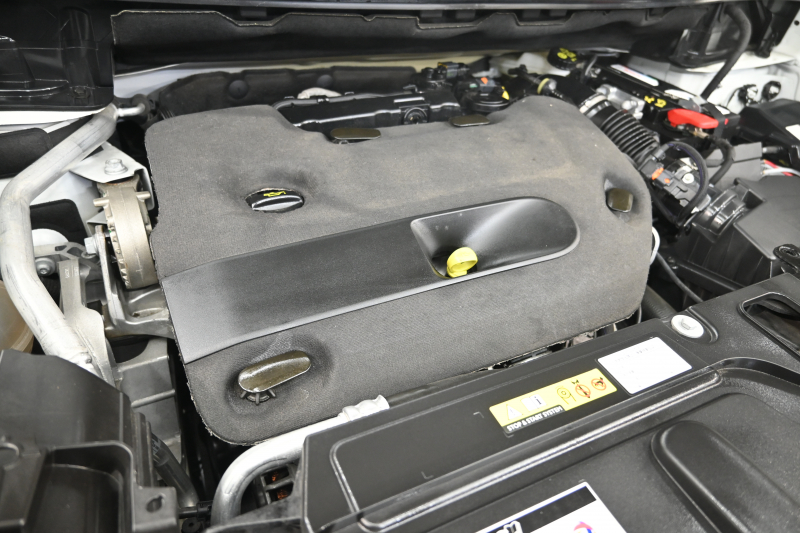 プジョー 5008 5008 GT ﾌﾞﾙｰHDi ﾚｯﾄﾞﾅｯﾊﾟ　特別仕様 後期ﾓﾃﾞﾙ ACC LKA 赤革 ﾊﾟﾉﾗﾏSR 純正ﾅﾋﾞTV CarPlay 360ﾋﾞｼﾞｮﾝ 前後ｺｰﾅｰｾﾝｻｰ 純正18ｲﾝﾁAW LEDﾗｲﾄ　2年保証付