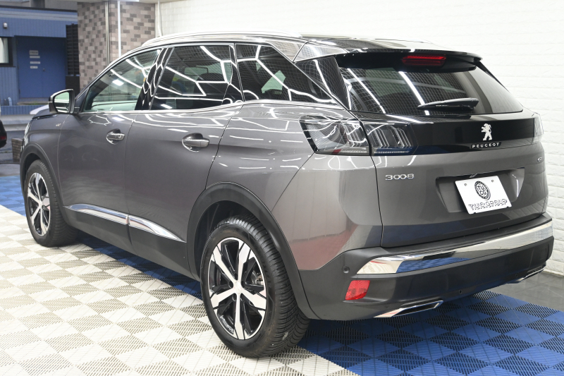 プジョー 3008 3008 GT　後期ﾓﾃﾞﾙ ACC LKA ﾊｰﾌ革 ﾊﾟﾉﾗﾏSR 純正ﾀｯﾁｽｸﾘｰﾝ CarPlay Bｶﾒﾗ 前後ｺｰﾅｰｾﾝｻｰ 純正18ｲﾝﾁAW LEDﾗｲﾄ　2年保証付