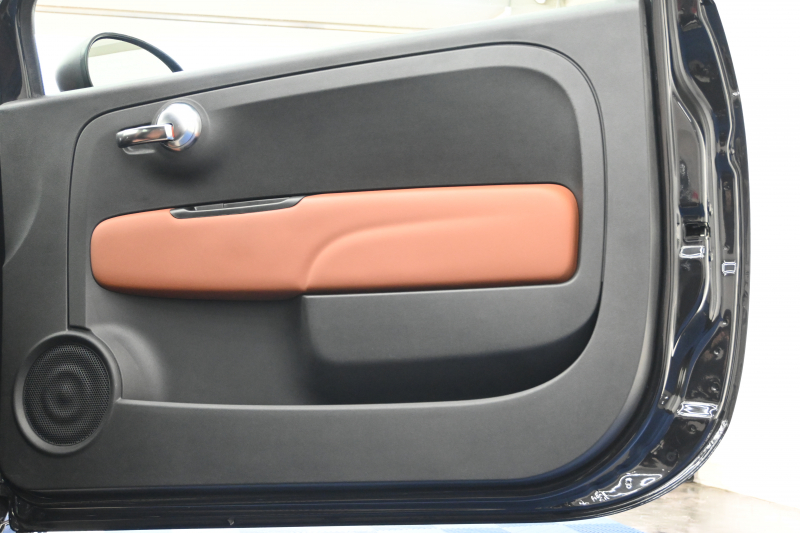 アバルト 595 ｺﾝﾍﾟﾃｨﾂｨｵｰﾈ　正規D車 左H 5速MT Sabeltｽﾎﾟｰﾂｼｰﾄ 純正OPﾅﾋﾞTV ﾌﾙｾｸﾞ Bｶﾒﾗ 17ｲﾝﾁAW ﾚｯﾄﾞｷｬﾘﾊﾟｰ ﾚｺｰﾄﾞﾓﾝﾂｧ　2年保証付