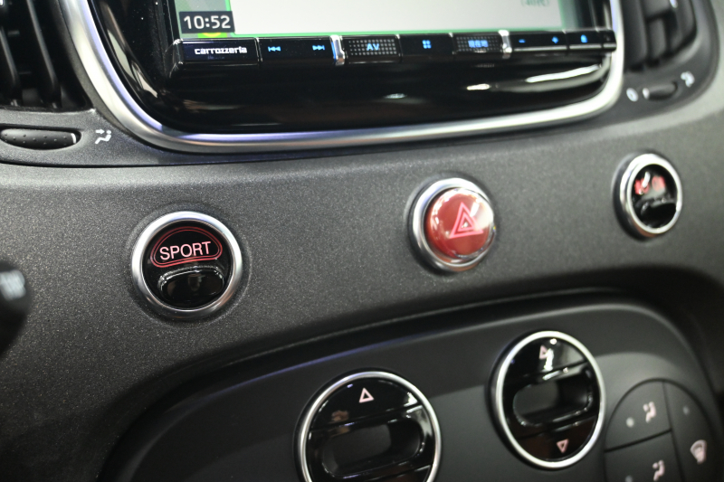 アバルト 595 ｺﾝﾍﾟﾃｨﾂｨｵｰﾈ　正規D車 左H 5速MT Sabeltｽﾎﾟｰﾂｼｰﾄ 純正OPﾅﾋﾞTV ﾌﾙｾｸﾞ Bｶﾒﾗ 17ｲﾝﾁAW ﾚｯﾄﾞｷｬﾘﾊﾟｰ ﾚｺｰﾄﾞﾓﾝﾂｧ　2年保証付