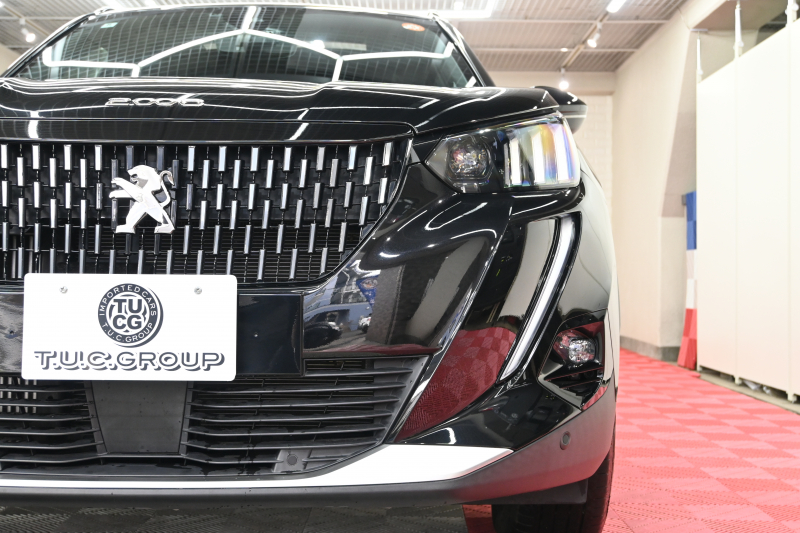 プジョー 2008 GTﾊﾟｯｸ ﾌﾞﾙｰHDi　Pｽﾀ ACC ECO 黒革電動ｼｰﾄ ﾊﾟﾉﾗﾏSR 純正ﾀｯﾁｽｸﾘｰﾝ CarPlay Bｶﾒﾗ 純正17ｲﾝﾁAW LEDﾗｲﾄ ｱｸﾃｨﾌﾞｾｰﾌﾃｨﾌﾞﾚｰｷ　2年保証付