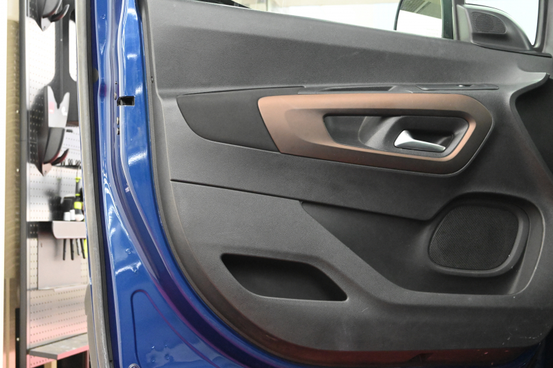 プジョー リフター GT　Pｽﾀ ACC ECO 専用ｼｰﾄ ﾊﾟﾉﾗﾏR 純正ﾀｯﾁｽｸﾘｰﾝ ﾅﾋﾞTV ﾌﾙｾｸﾞ CarPlay Bｶﾒﾗ 純正17ｲﾝﾁAW ｱｸﾃｨﾌﾞｾｰﾌﾃｨﾌﾞﾚｰｷ　2年保証付