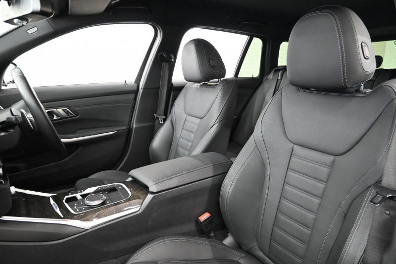 BMW 3シリーズ 320d xDrive ﾂｰﾘﾝｸﾞ Mｽﾎﾟｰﾂ　後期 1ｵｰﾅｰ ACC 黒革 純正ｶｰﾌﾞﾄﾞﾃﾞｨｽﾌﾟﾚｲﾅﾋﾞ CarPlay Bｶﾒﾗ Mｴｱﾛ&18ｲﾝﾁAW ｵｰﾄﾃｰﾙｹﾞｰﾄ ﾜｲﾔﾚｽﾁｬｰｼﾞ　2年保証付