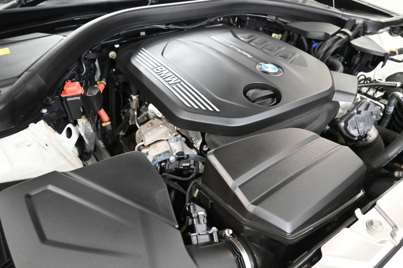 BMW 3シリーズ 320d xDrive ﾂｰﾘﾝｸﾞ Mｽﾎﾟｰﾂ　後期 1ｵｰﾅｰ ACC 黒革 純正ｶｰﾌﾞﾄﾞﾃﾞｨｽﾌﾟﾚｲﾅﾋﾞ CarPlay Bｶﾒﾗ Mｴｱﾛ&18ｲﾝﾁAW ｵｰﾄﾃｰﾙｹﾞｰﾄ ﾜｲﾔﾚｽﾁｬｰｼﾞ　2年保証付