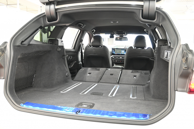 BMW 3シリーズ 320d xDrive ﾂｰﾘﾝｸﾞ Mｽﾎﾟｰﾂ　後期 1ｵｰﾅｰ ACC 黒革 純正ｶｰﾌﾞﾄﾞﾃﾞｨｽﾌﾟﾚｲﾅﾋﾞ CarPlay Bｶﾒﾗ Mｴｱﾛ&18ｲﾝﾁAW ｵｰﾄﾃｰﾙｹﾞｰﾄ ﾜｲﾔﾚｽﾁｬｰｼﾞ　2年保証付