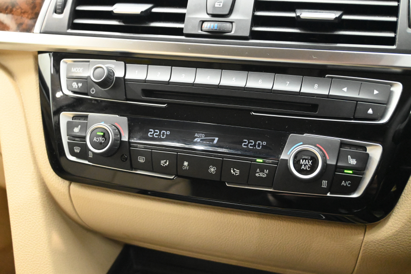 BMW 4シリーズ 420i ｸﾞﾗﾝｸｰﾍﾟ ﾗｸﾞｼﾞｭｱﾘｰ　後期LCIﾓﾃﾞﾙ ACC ﾍﾞｰｼﾞｭ革 ｼｰﾄﾋｰﾀｰ 純正iDriveﾅﾋﾞTV ﾌﾙｾｸﾞ Bｶﾒﾗ ﾃﾞｼﾞﾀﾙﾒｰﾀｰ Hi-Fiｽﾋﾟｰｶｰ 18ｲﾝﾁAW 自動ﾄﾗﾝｸ LEDﾗｲﾄ　2年保証付