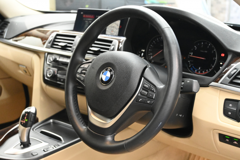 BMW 4シリーズ 420i ｸﾞﾗﾝｸｰﾍﾟ ﾗｸﾞｼﾞｭｱﾘｰ　後期LCIﾓﾃﾞﾙ ACC ﾍﾞｰｼﾞｭ革 ｼｰﾄﾋｰﾀｰ 純正iDriveﾅﾋﾞTV ﾌﾙｾｸﾞ Bｶﾒﾗ ﾃﾞｼﾞﾀﾙﾒｰﾀｰ Hi-Fiｽﾋﾟｰｶｰ 18ｲﾝﾁAW 自動ﾄﾗﾝｸ LEDﾗｲﾄ　2年保証付