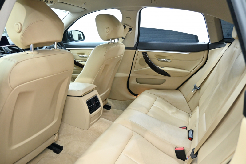 BMW 4シリーズ 420i ｸﾞﾗﾝｸｰﾍﾟ ﾗｸﾞｼﾞｭｱﾘｰ　後期LCIﾓﾃﾞﾙ ACC ﾍﾞｰｼﾞｭ革 ｼｰﾄﾋｰﾀｰ 純正iDriveﾅﾋﾞTV ﾌﾙｾｸﾞ Bｶﾒﾗ ﾃﾞｼﾞﾀﾙﾒｰﾀｰ Hi-Fiｽﾋﾟｰｶｰ 18ｲﾝﾁAW 自動ﾄﾗﾝｸ LEDﾗｲﾄ　2年保証付