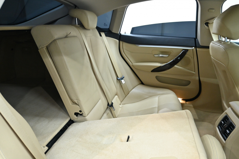 BMW 4シリーズ 420i ｸﾞﾗﾝｸｰﾍﾟ ﾗｸﾞｼﾞｭｱﾘｰ　後期LCIﾓﾃﾞﾙ ACC ﾍﾞｰｼﾞｭ革 ｼｰﾄﾋｰﾀｰ 純正iDriveﾅﾋﾞTV ﾌﾙｾｸﾞ Bｶﾒﾗ ﾃﾞｼﾞﾀﾙﾒｰﾀｰ Hi-Fiｽﾋﾟｰｶｰ 18ｲﾝﾁAW 自動ﾄﾗﾝｸ LEDﾗｲﾄ　2年保証付