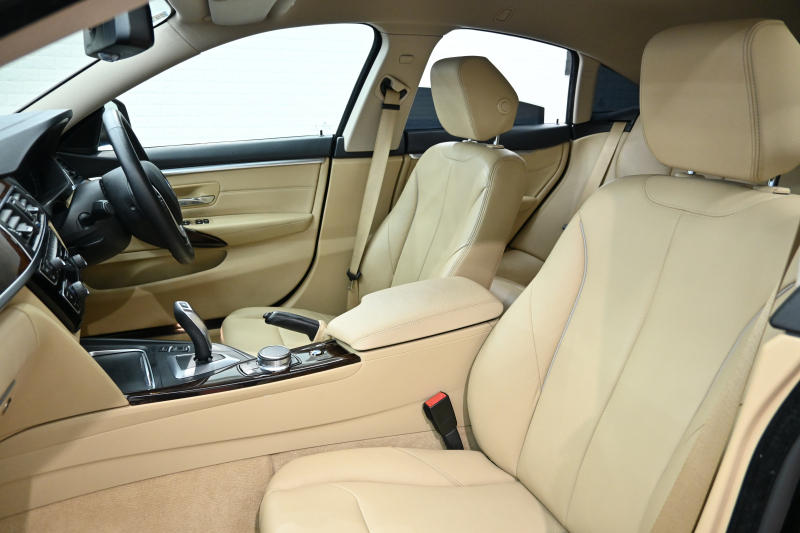 BMW 4シリーズ 420i ｸﾞﾗﾝｸｰﾍﾟ ﾗｸﾞｼﾞｭｱﾘｰ　後期LCIﾓﾃﾞﾙ ACC ﾍﾞｰｼﾞｭ革 ｼｰﾄﾋｰﾀｰ 純正iDriveﾅﾋﾞTV ﾌﾙｾｸﾞ Bｶﾒﾗ ﾃﾞｼﾞﾀﾙﾒｰﾀｰ Hi-Fiｽﾋﾟｰｶｰ 18ｲﾝﾁAW 自動ﾄﾗﾝｸ LEDﾗｲﾄ　2年保証付