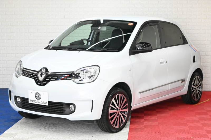 ルノー トゥインゴ ｲﾝﾃﾝｽ ｴﾃﾞｨｼｮﾝﾌｨﾅﾙ　正規D車 300台限定特別仕様 ECO機能 ｸﾙｺﾝ 専用ﾚｻﾞｰ調×ﾌｧﾌﾞﾘｯｸｼｰﾄ ｼｰﾄﾋｰﾀｰ 純正ﾀｯﾁｽｸﾘｰﾝ CarPlay Bｶﾒﾗ 16ｲﾝﾁｱﾛｲﾎｲｰﾙ　2年保証付
