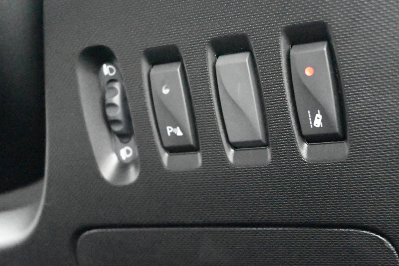 ルノー トゥインゴ ｲﾝﾃﾝｽ ｴﾃﾞｨｼｮﾝﾌｨﾅﾙ　正規D車 300台限定特別仕様 ECO機能 ｸﾙｺﾝ 専用ﾚｻﾞｰ調×ﾌｧﾌﾞﾘｯｸｼｰﾄ ｼｰﾄﾋｰﾀｰ 純正ﾀｯﾁｽｸﾘｰﾝ CarPlay Bｶﾒﾗ 16ｲﾝﾁｱﾛｲﾎｲｰﾙ　2年保証付