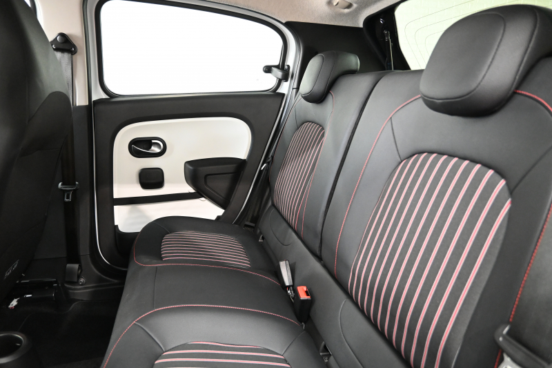 ルノー トゥインゴ ｲﾝﾃﾝｽ ｴﾃﾞｨｼｮﾝﾌｨﾅﾙ　正規D車 300台限定特別仕様 ECO機能 ｸﾙｺﾝ 専用ﾚｻﾞｰ調×ﾌｧﾌﾞﾘｯｸｼｰﾄ ｼｰﾄﾋｰﾀｰ 純正ﾀｯﾁｽｸﾘｰﾝ CarPlay Bｶﾒﾗ 16ｲﾝﾁｱﾛｲﾎｲｰﾙ　2年保証付