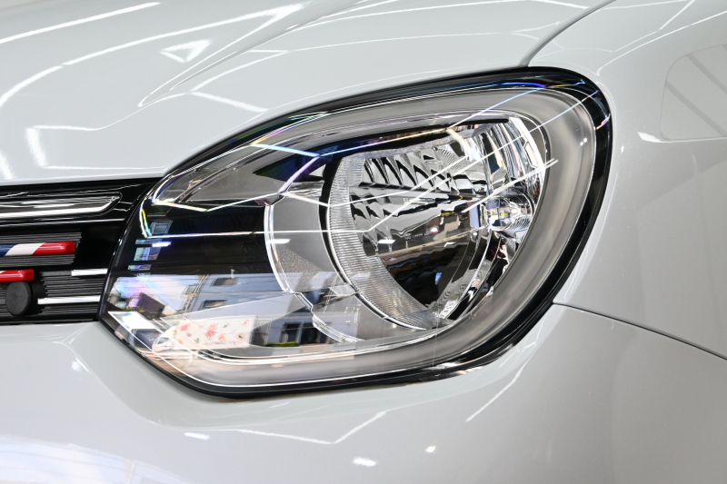 ルノー トゥインゴ ｲﾝﾃﾝｽ ｴﾃﾞｨｼｮﾝﾌｨﾅﾙ　正規D車 300台限定特別仕様 ECO機能 ｸﾙｺﾝ 専用ﾚｻﾞｰ調×ﾌｧﾌﾞﾘｯｸｼｰﾄ ｼｰﾄﾋｰﾀｰ 純正ﾀｯﾁｽｸﾘｰﾝ CarPlay Bｶﾒﾗ 16ｲﾝﾁｱﾛｲﾎｲｰﾙ　2年保証付