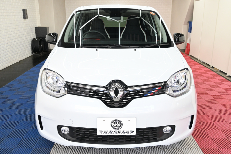 ルノー トゥインゴ ｲﾝﾃﾝｽ ｴﾃﾞｨｼｮﾝﾌｨﾅﾙ　正規D車 300台限定特別仕様 ECO機能 ｸﾙｺﾝ 専用ﾚｻﾞｰ調×ﾌｧﾌﾞﾘｯｸｼｰﾄ ｼｰﾄﾋｰﾀｰ 純正ﾀｯﾁｽｸﾘｰﾝ CarPlay Bｶﾒﾗ 16ｲﾝﾁｱﾛｲﾎｲｰﾙ　2年保証付