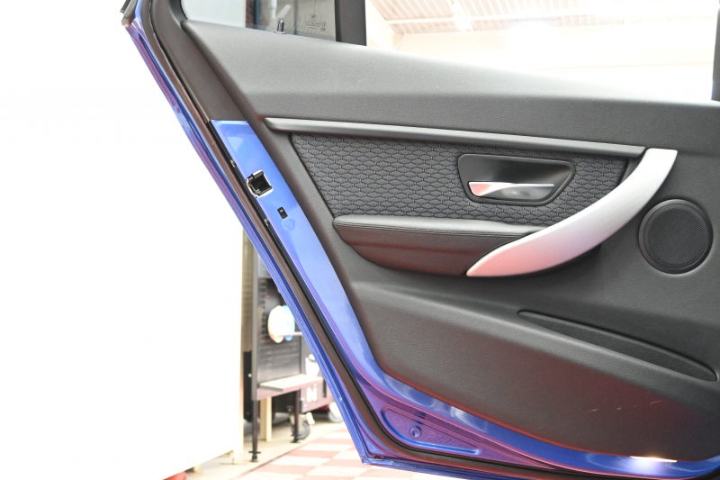 BMW 3シリーズ 320d ﾂｰﾘﾝｸﾞ Mｽﾎﾟｰﾂ　正規D車 1ｵｰﾅｰ ACC 専用ｼｰﾄ 純正iDriveﾅﾋﾞ Bｶﾒﾗ Mｴｱﾛ&18ｲﾝﾁAW 自動ﾄﾗﾝｸ ｷｾﾉﾝﾗｲﾄ　2年保証付